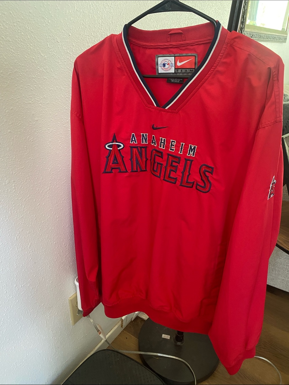 Nike Red Anaheim Angels Pullover Sweatshirt vintage